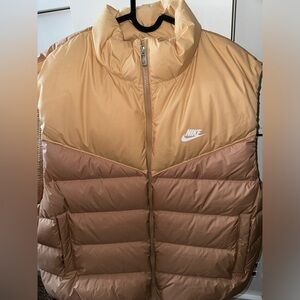 Women’s Nike Vest XL